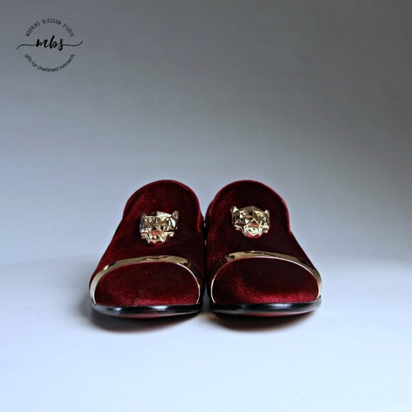 NWT Royal Shoes Velvet Loafers Red Gold Men 7.5 - Picture 3 of 14
